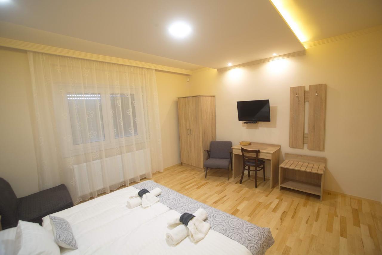 Holiday Home Podium Эгер Экстерьер фото